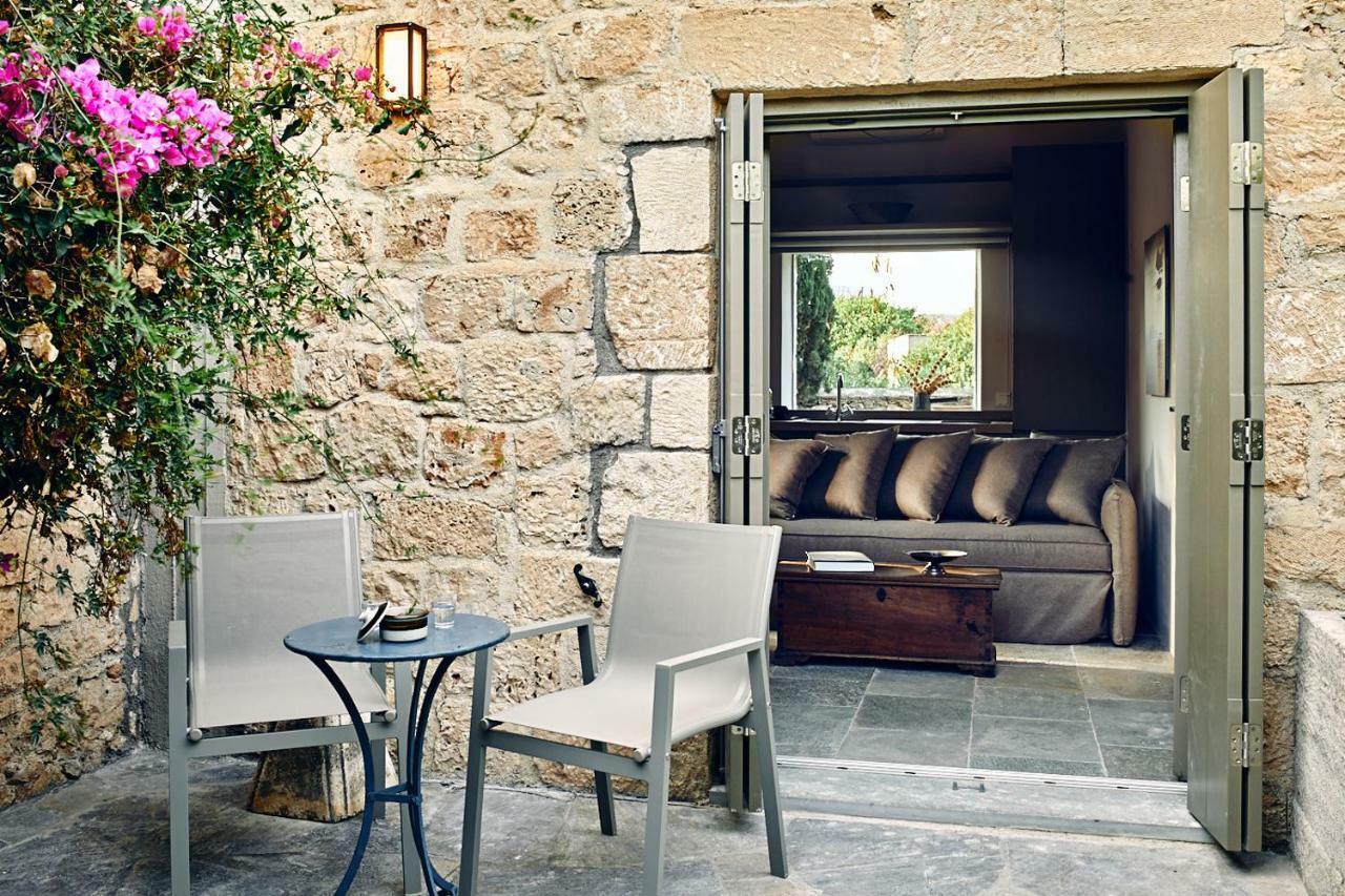 Nikolaou Art Residence Aegina Kültér fotó