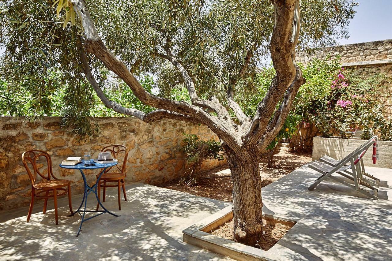 Nikolaou Art Residence Aegina Kültér fotó