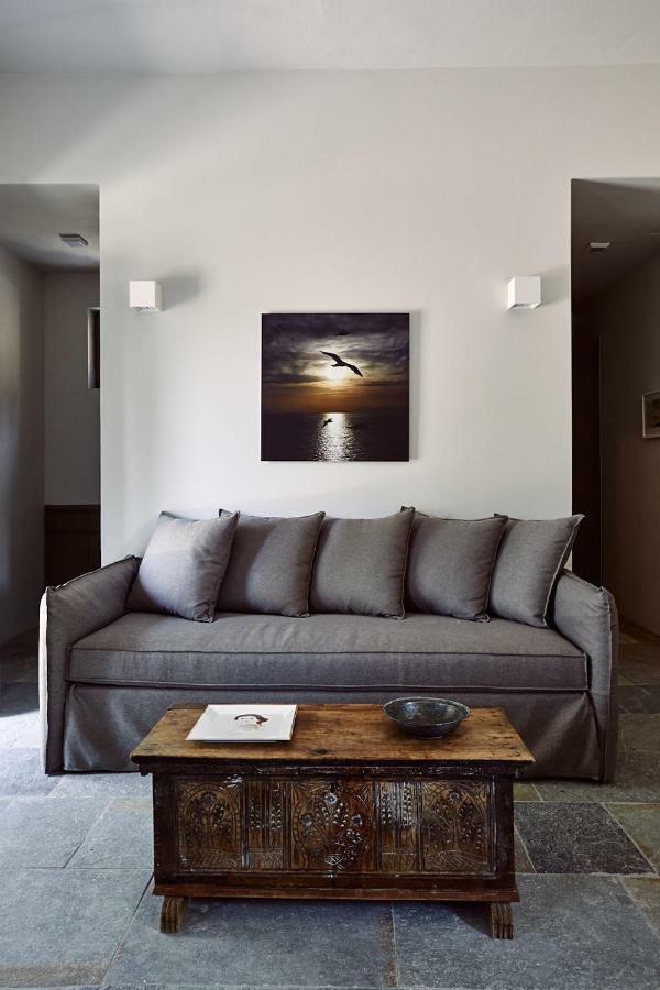 Nikolaou Art Residence Aegina Kültér fotó